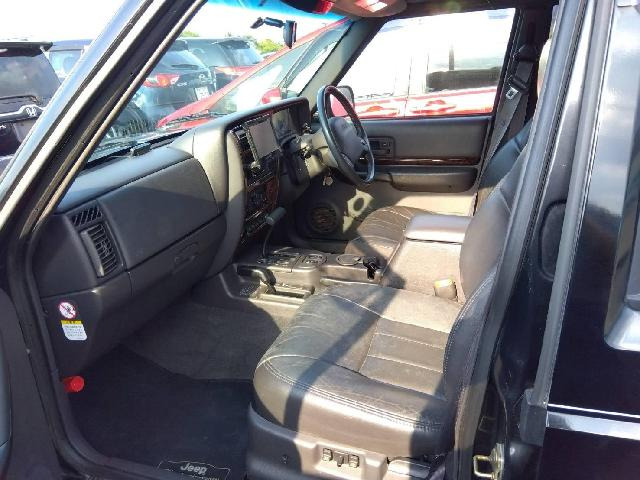 チェロキーリミテッド 4WD
