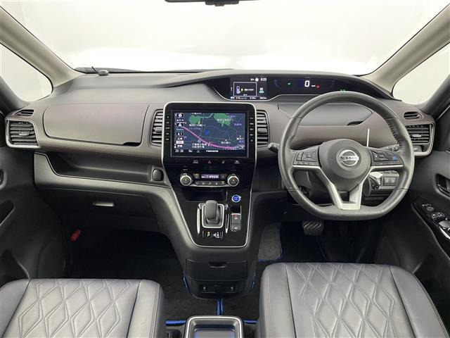 セレナ1.2 e-POWER ハイウェイスターG