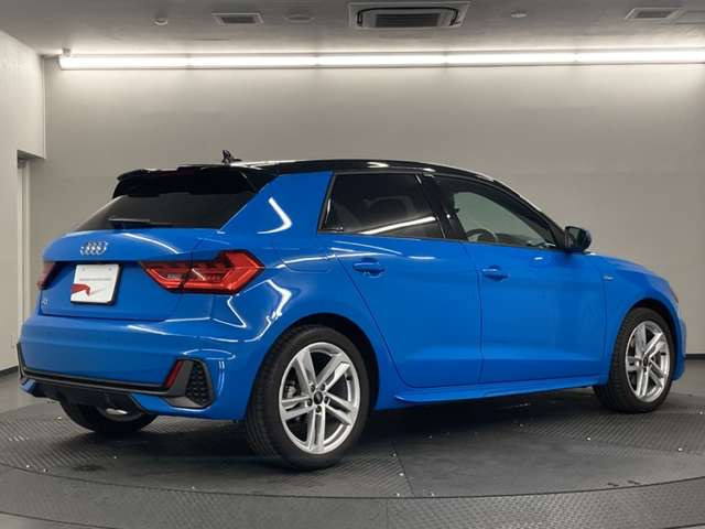 A1スポーツバック35 TFSI Sライン