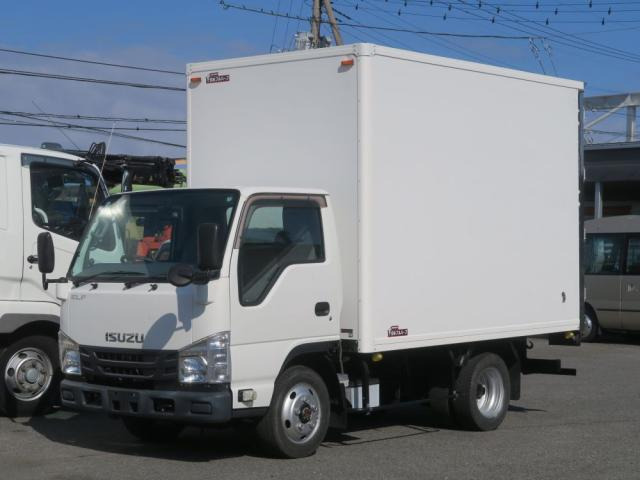 エルフ