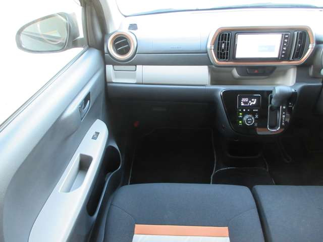 【車両認定書付き】当社の在庫車両は全てAISによる第3者車両認定書がついています。車両一台ごとにプロの検査員が車両状態をチェックして状態を開示しています。