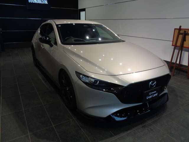 MAZDA3ファストバック1.5 15S ブラック セレクション
