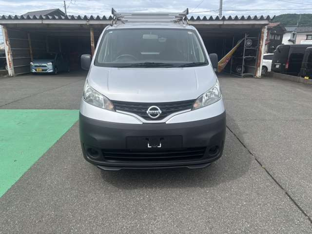 NV200バネットバン1.6 DX 4WD