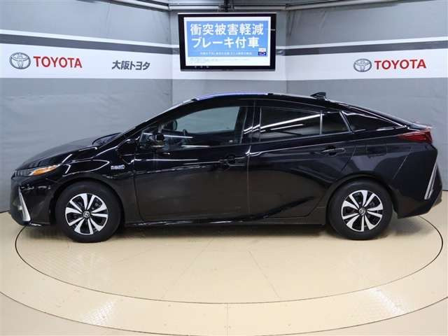プリウスPHV1.8 A