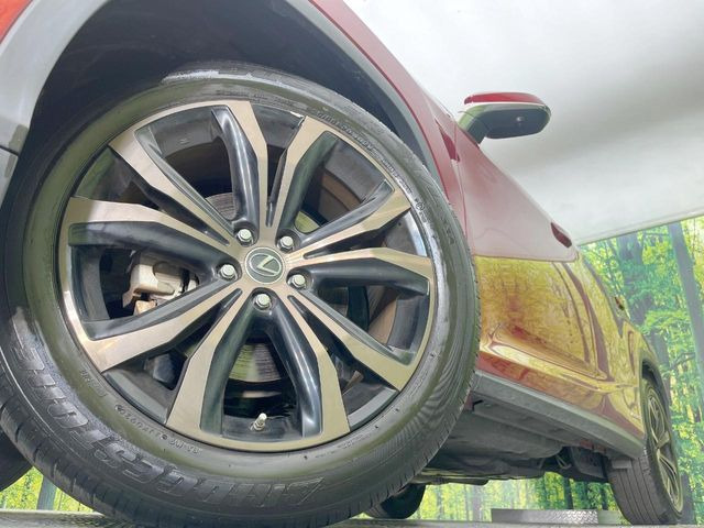 �y�����A���~�z�C�[���z�O�ςɃ}�b�`���������A���~�z�C�[���𑕒����Ă���܂��B�e��ЊO�A���~�z�C�[����A�X�^�b�h���X�^�C�����戵�����Ă���܂��B���񂲑��k����������