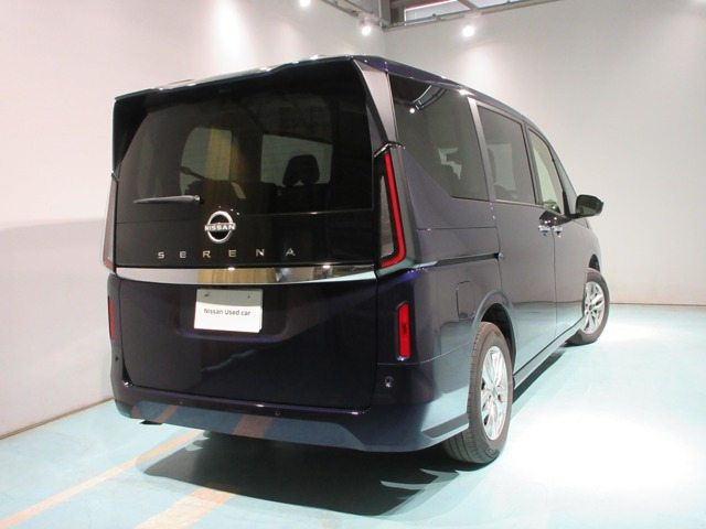 セレナ2.0 XV 4WD
