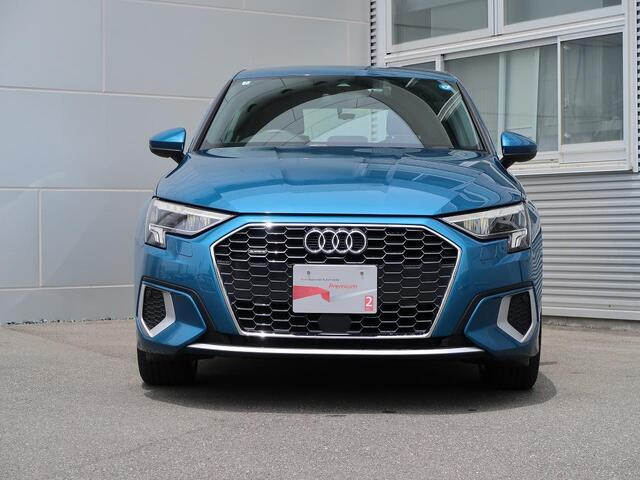 A3スポーツバック40 TFSI クワトロ アドバンスト 4WD