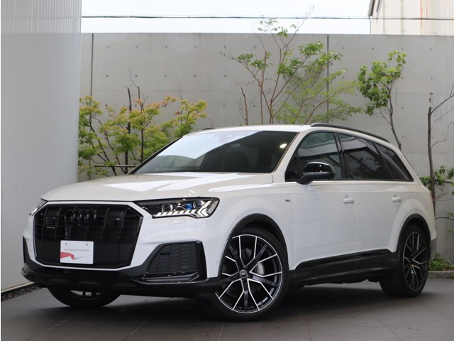 Q7ブラックスタイル プラス ディーゼル 4WD