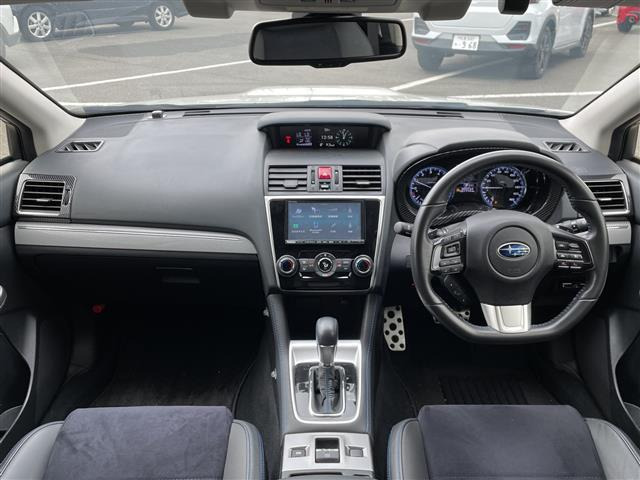 レヴォーグ2.0 GT-S アイサイト 4WD