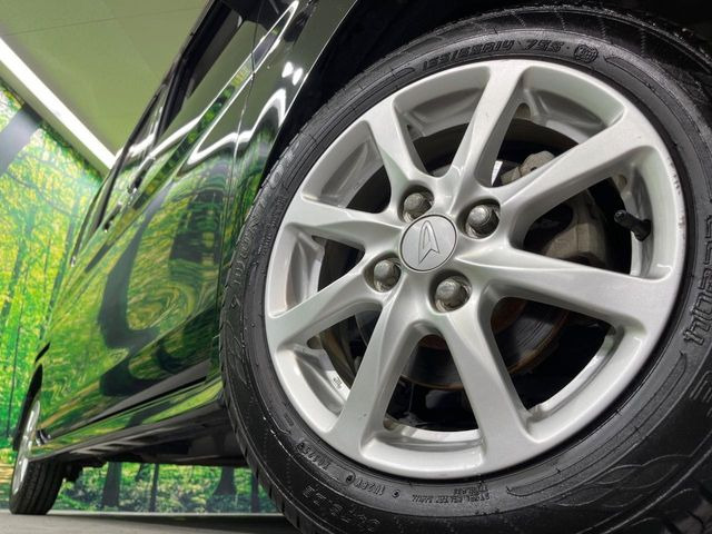 �y�����A���~�z�C�[���z�O�ςɃ}�b�`�����A���~�z�C�[���𑕒����Ă���܂��B�e��A���~�z�C�[����A�X�^�b�h���X�^�C�����戵�����Ă���܂��B���񂲑��k����������