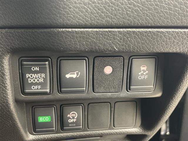 エクストレイル2.0 20Xi 4WD