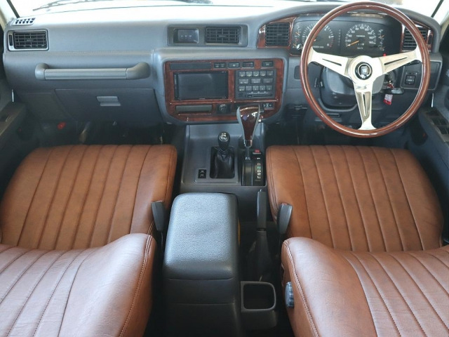 ランドクルーザー804.5 VXリミテッド 4WD
