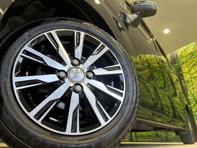 �y����14�C���`�A���~�z�C�[���z�O�ςɃ}�b�`���������A���~�z�C�[���𑕒����Ă���܂��B�e��ЊO�A���~�z�C�[����A�X�^�b�h���X�^�C�����戵�����Ă���܂��B���񂲑��k����������