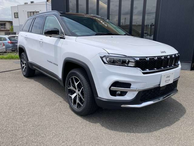 コマンダー2.0 リミテッド ディーゼル 4WD