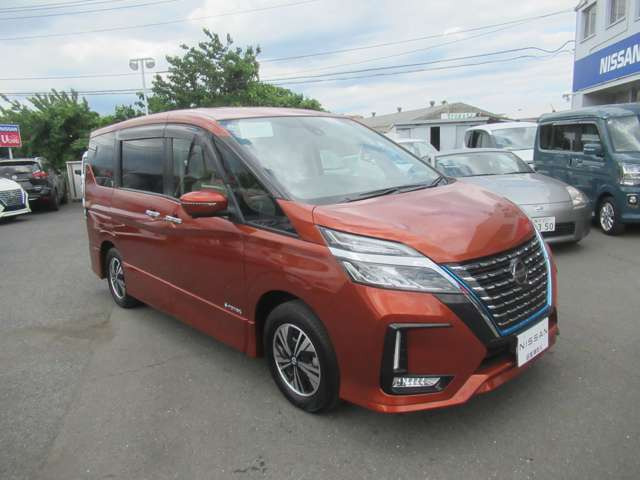 セレナ1.2 e-POWER ハイウェイスターV