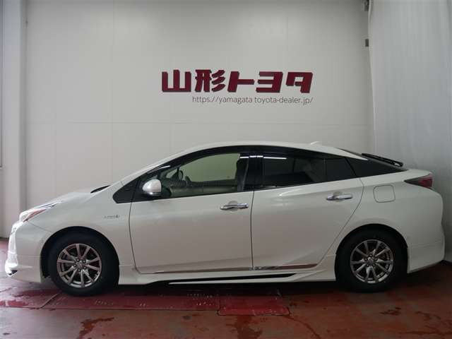 プリウス1.8 S セーフティ プラス