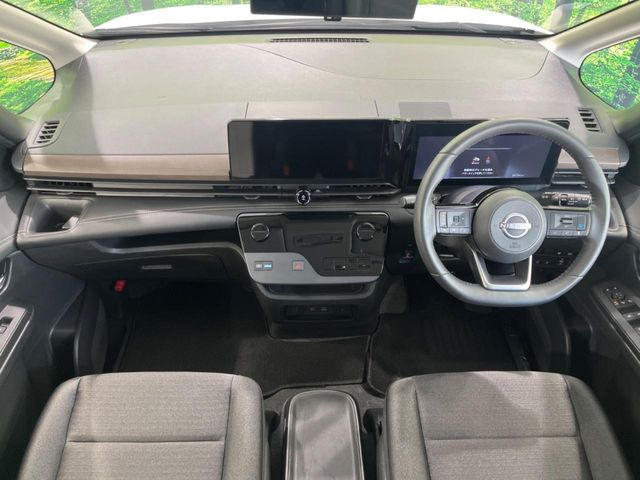 セレナ1.4 e-POWER ハイウェイスターV