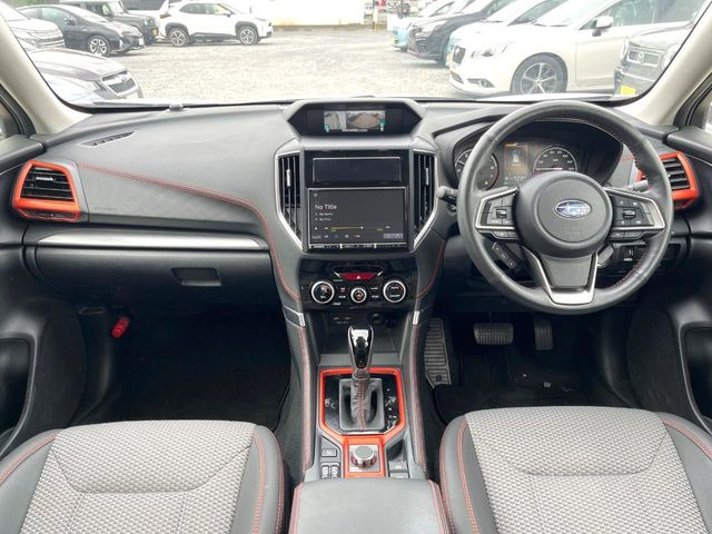 フォレスター2.5 エックスブレイク 4WD