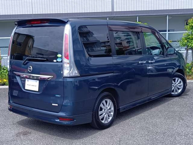 セレナ2.0 20G
