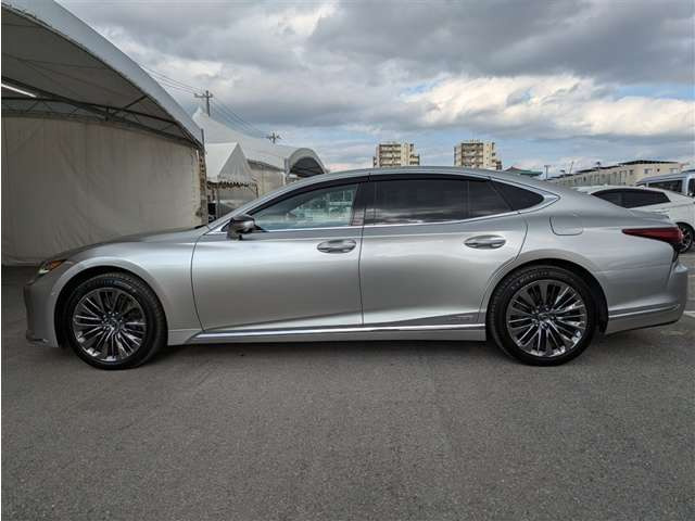 LS500h バージョンL