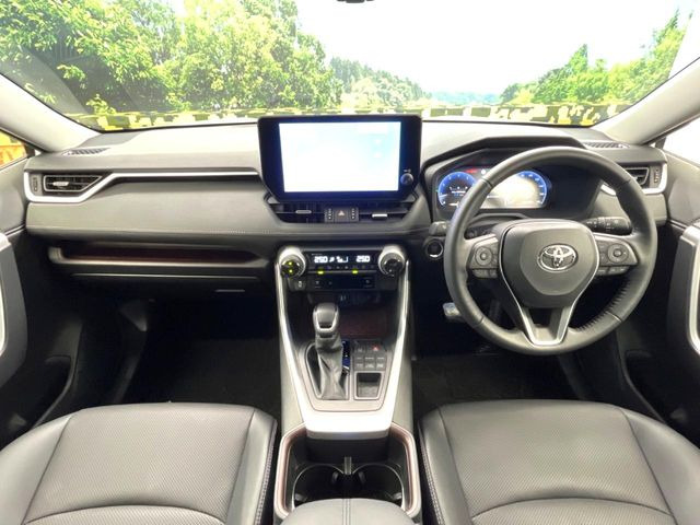 RAV42.0 G 4WD
