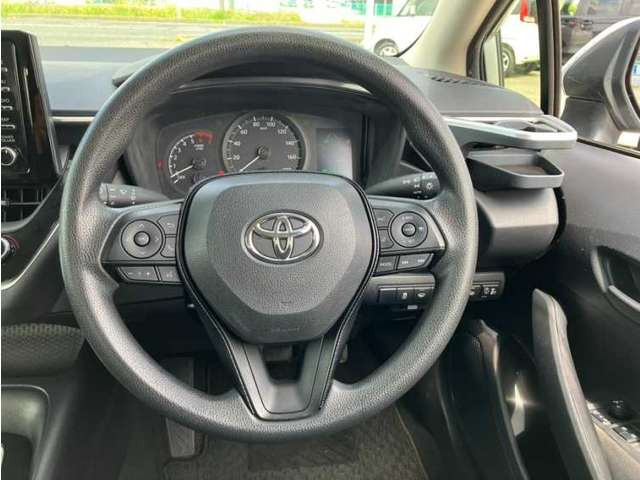 カローラ1.8 ハイブリッド G-X E-Four 4WD