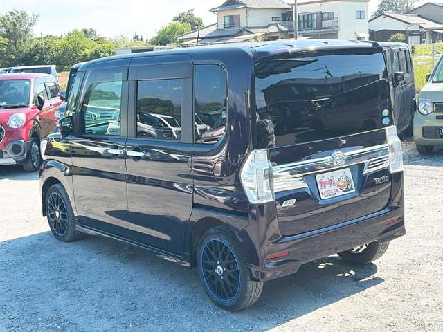 ���X�ł͌y�����Ԃ��畁�ʎԂ܂ŕ��L���I�[�����[�J�[�̎Ԏ�E�F�E�O���[�h��L�x�ɑ����Ă���܂��B
