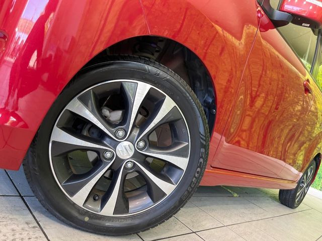 �y����15�C���`�A���~�z�C�[���z�O�ςɃ}�b�`���������A���~�z�C�[���𑕒����Ă���܂��B�e��ЊO�A���~�z�C�[����A�X�^�b�h���X�^�C�����戵�����Ă���܂��B���񂲑��k����������