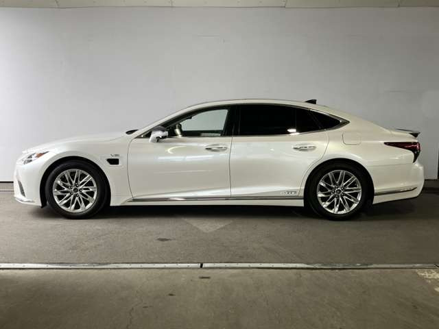LS500h エグゼクティブ アドバンスドドライブ 4WD