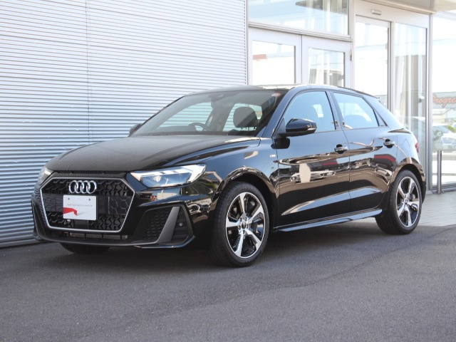 A1スポーツバック25 TFSI Sライン