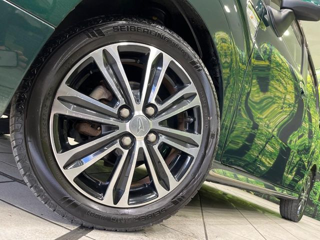 �y����15�C���`�A���~�z�C�[���z�O�ςɃ}�b�`���������A���~�z�C�[���𑕒����Ă���܂��B�e��ЊO�A���~�z�C�[����A�X�^�b�h���X�^�C�����戵�����Ă���܂��B���񂲑��k����������
