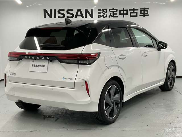 ノートオーラ1.2 G レザーエディション
