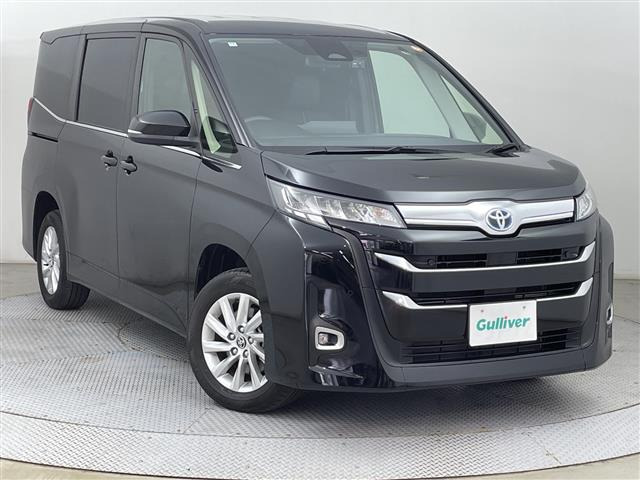 ノア1.8 ハイブリッド Z E-Four 4WD