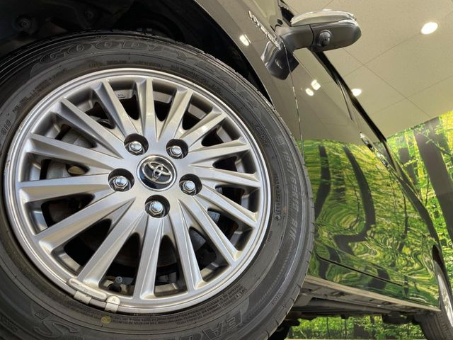 �y����15�C���`�A���~�z�C�[���z�O�ςɃ}�b�`���������A���~�z�C�[���𑕒����Ă���܂��B�e��ЊO�A���~�z�C�[����A�X�^�b�h���X�^�C�����戵�����Ă���܂��B���񂲑��k����������