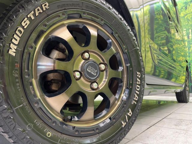 �y14�C���`�A���~�z�C�[���z�O�ςɃ}�b�`�����A���~�z�C�[���𑕒����Ă���܂��B�e��A���~�z�C�[����A�X�^�b�h���X�^�C�����戵�����Ă���܂��B���񂲑��k����������