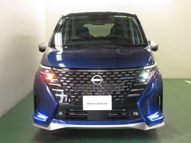 セレナ1.4 e-POWER AUTECH