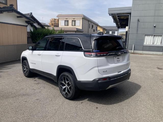コマンダー2.0 リミテッド ディーゼル 4WD