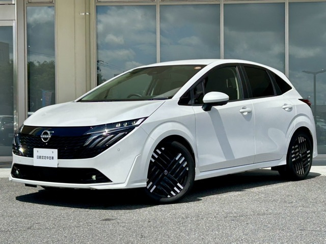 ノートオーラ1.2 G レザーエディション