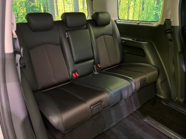 3��ڃV�[�g�͂�������ԗǍD����l�ł��������ƍ����Ē����܂��̂ŁA��l���ł̂��o���������N���N�ł��􂲉Ƒ��ŁA�C�̒m�ꂽ���ԂŁA�h���C�u�ɍs���̂��y���݂ł��ˁ�