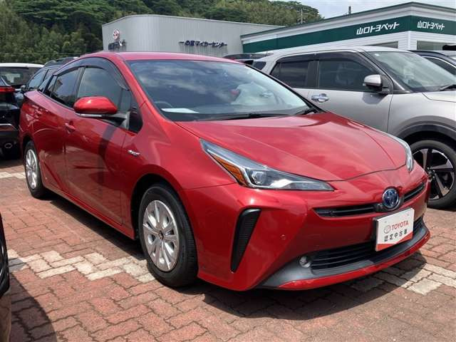 プリウス1.8 S