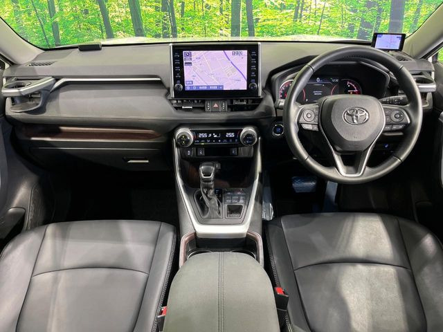 RAV42.0 G 4WD