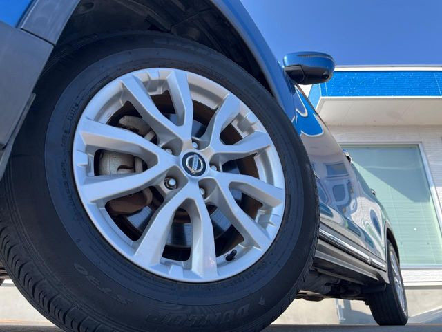 �y����17�C���`�A���~�z�C�[���z�O�ςɃ}�b�`���������A���~�z�C�[���𑕒����Ă���܂��B�e��ЊO�A���~�z�C�[����A�X�^�b�h���X�^�C�����戵�����Ă���܂��B���񂲑��k����������