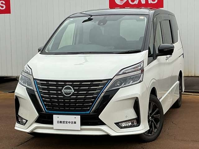 セレナ1.2 e-POWER ハイウェイスターV アーバンクロム