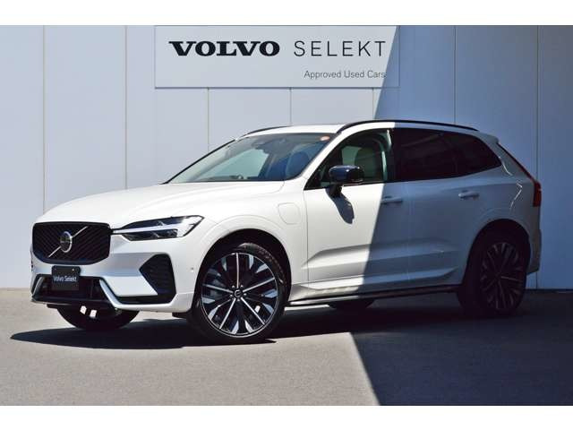 XC60ウルトラ T6 AWD プラグイン ハイブリッド 4WD