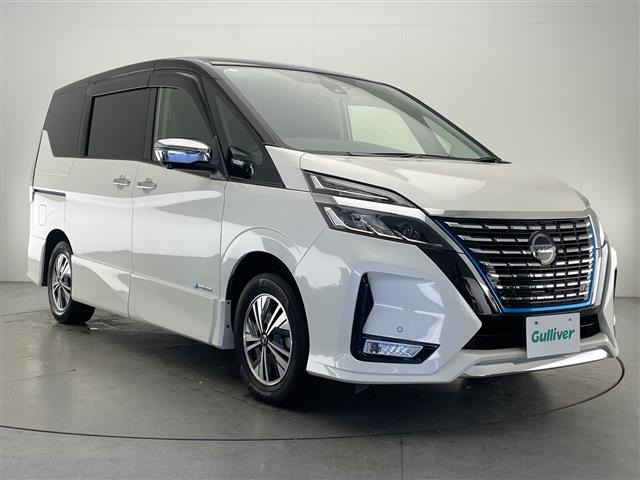 セレナ1.2 e-POWER ハイウェイスターV