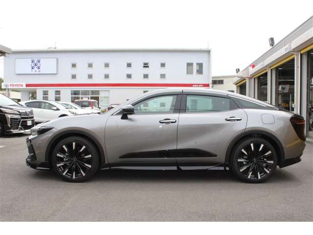 クラウンクロスオーバー2.4 RS E-Four advanced 4WD