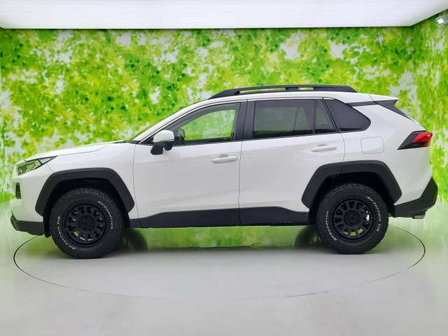 RAV42.0 アドベンチャー オフロードパッケージ 4WD