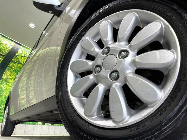 �y����14�C���`�A���~�z�C�[���z�O�ςɃ}�b�`���������A���~�z�C�[���𑕒����Ă���܂��B�e��ЊO�A���~�z�C�[����A�X�^�b�h���X�^�C�����戵�����Ă���܂��B���񂲑��k����������