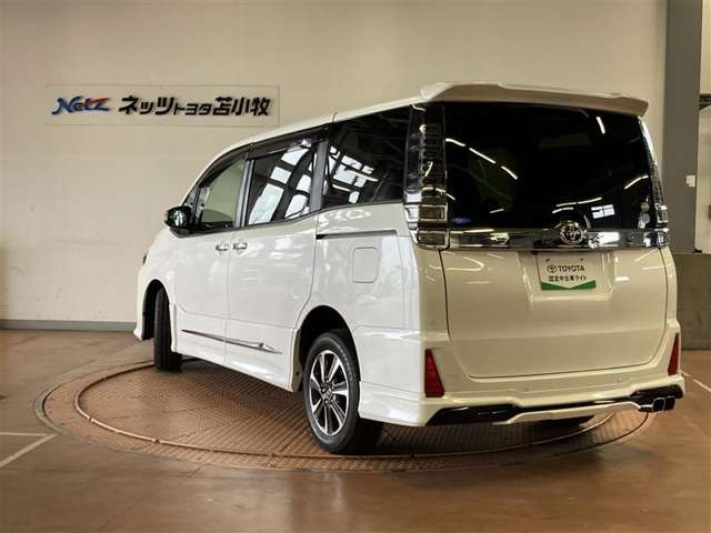 ヴォクシー2.0 ZS 煌II 4WD