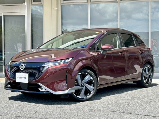 ノートオーラ1.2 G FOUR レザーエディション 4WD